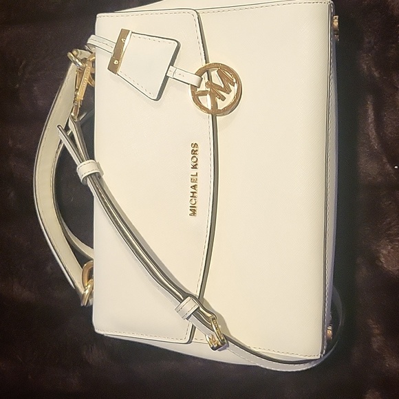 Michael Kors Extra-Small Saffiano Leather Crossbody White - Picture 2 of 9